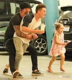 娱乐吃瓜君与七爸