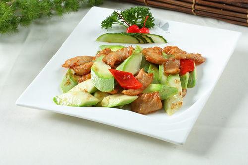 娱乐吃瓜酱酸菜的小说