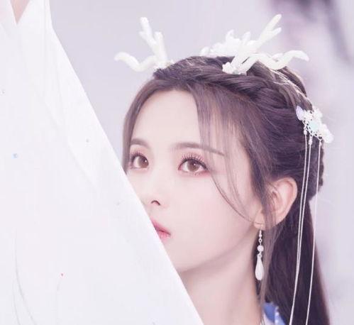 杨超越娱乐吃瓜蜀黍,揭秘娱乐圈幕后故事